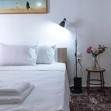 Melina Beachfront Malaki